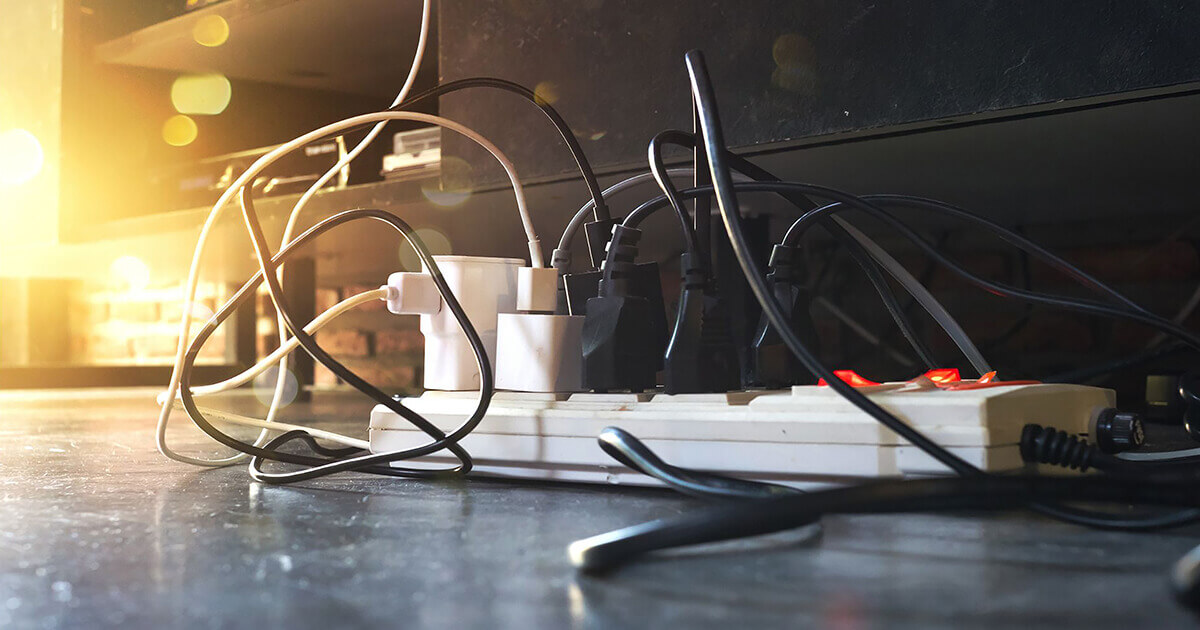 插座 用電過載